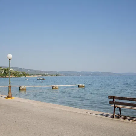 Gatzea Eden Garden Deluxe Τετράκλινο Апартаменты Като-Гацеа