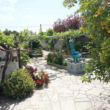 Gatzea Eden Garden Deluxe τετράκλινο Appartement *
