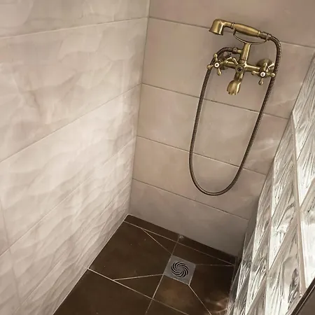 Gatzea Eden Garden Deluxe τετράκλινο Appartement